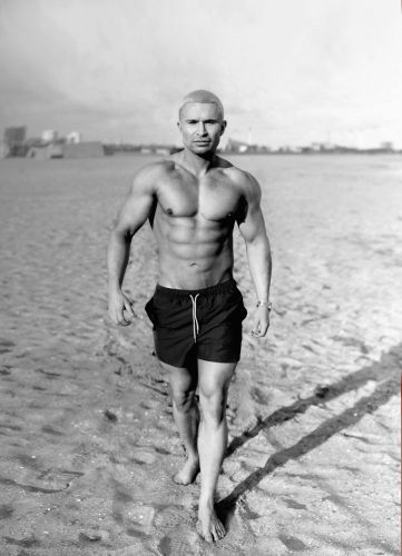 Gustav Salinas, Fra fat til fabulous – Sommerslank